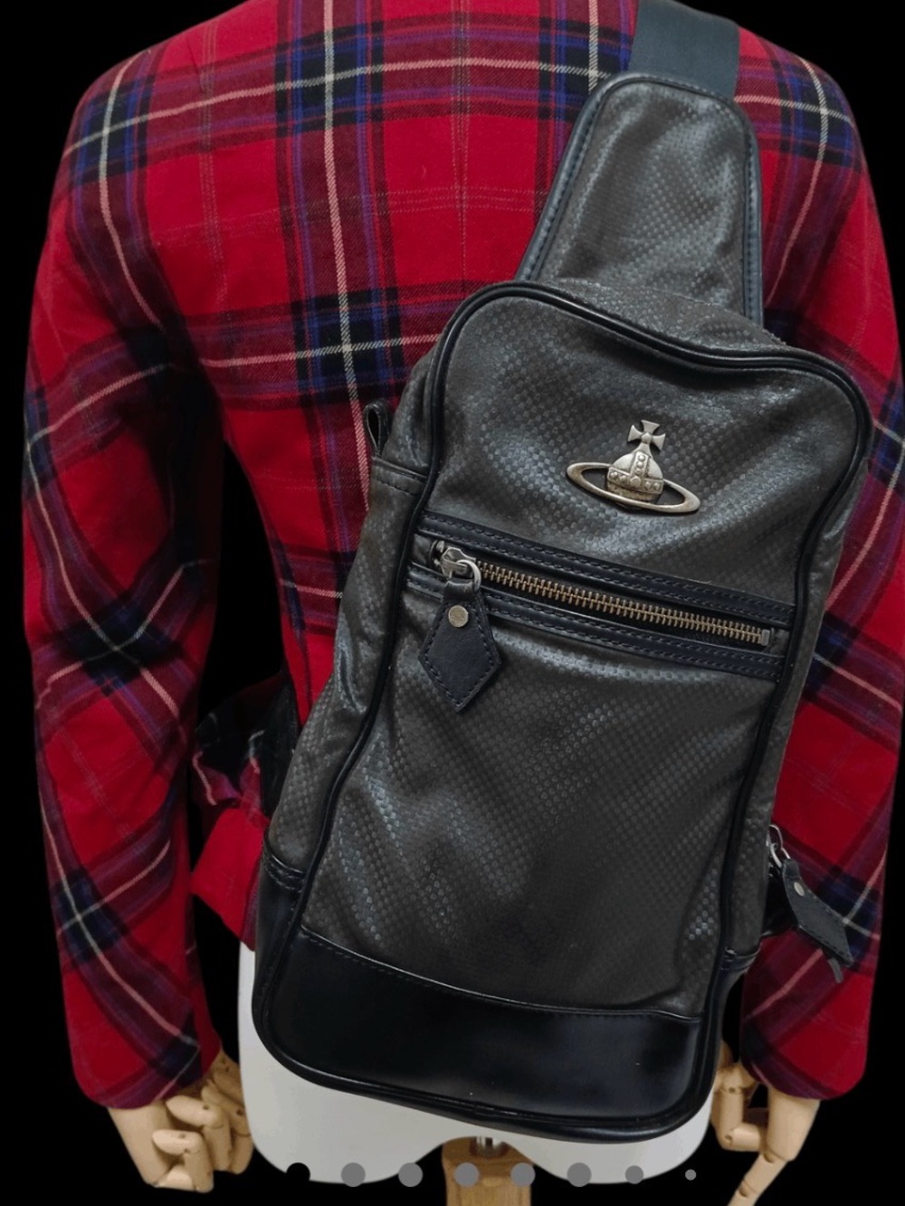Vivienne Westwood Black Textured Leather Crossbody Sling Bag